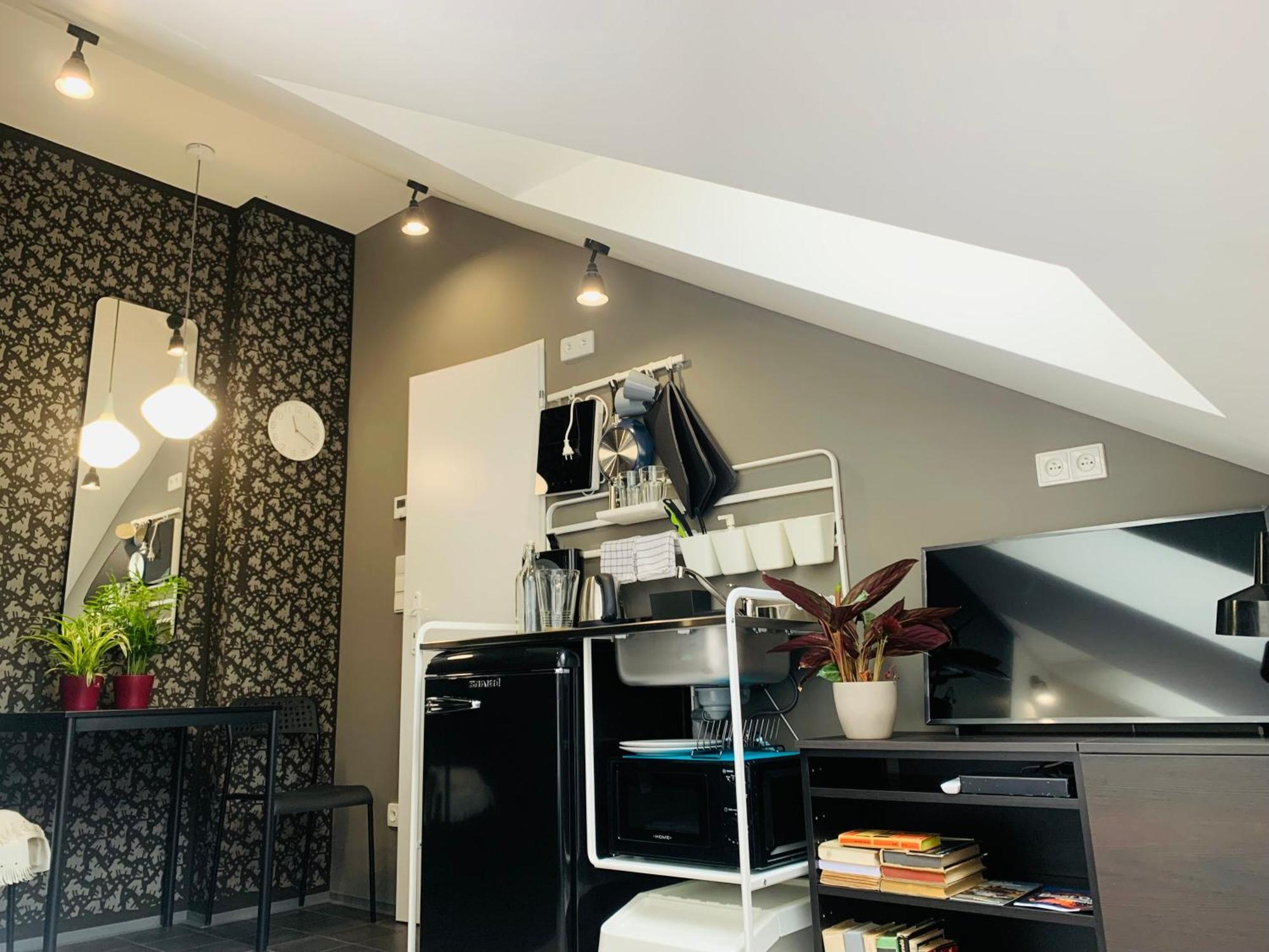 Cozy Friendly Place With Free Parking Прага Экстерьер фото